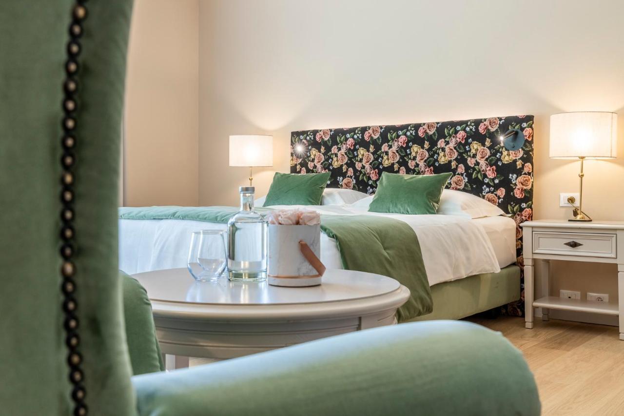 Hotel Pienzenau Am Schlosspark Merano Exteriör bild
